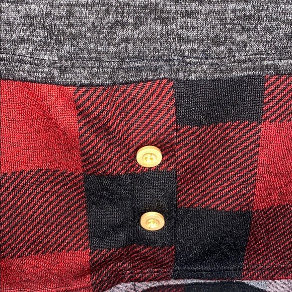 Buffalo plaid hemmed grey tunic size 2x - Picture 3 of 5